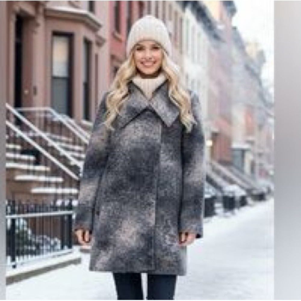 Nanette Lepore. Mohair Blend Gray Abstract Swing Coat. Size Medium.
